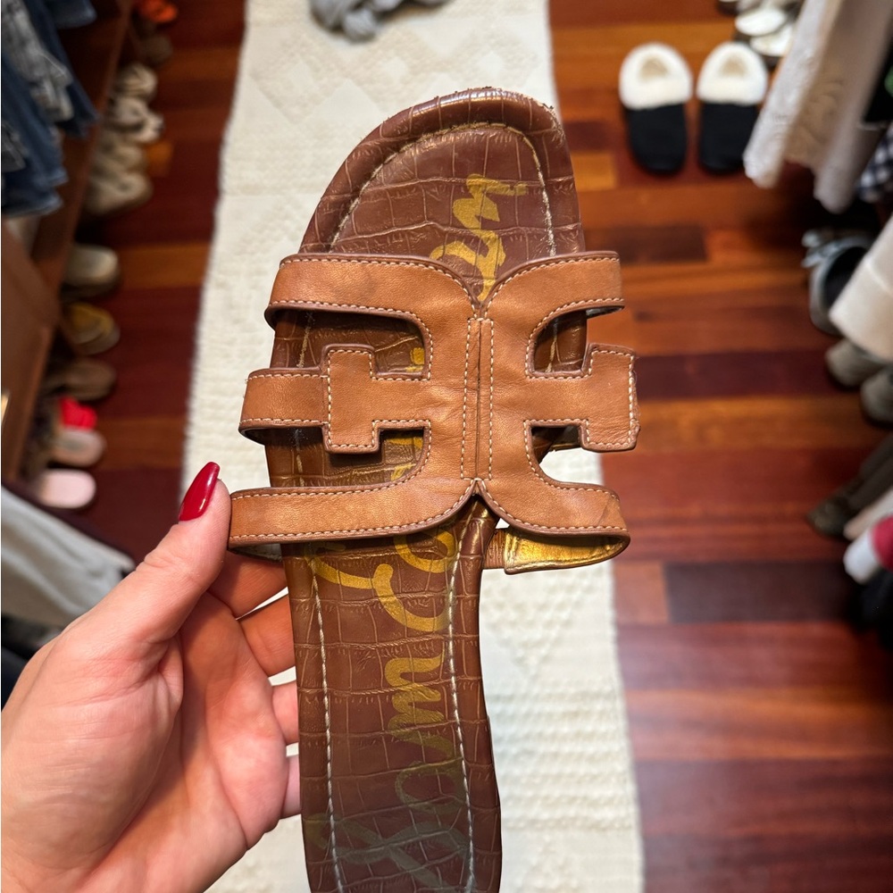 Sam Edelman Bay Classic Slides in tan color